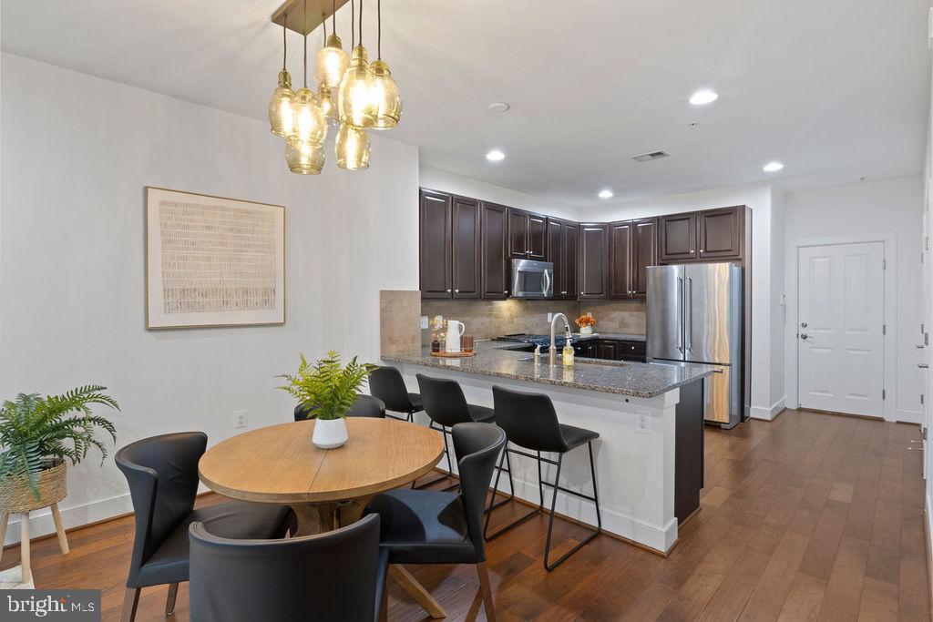 2215 RICHMOND HWY #101, ALEXANDRIA, Virginia 22301, 3 Bedrooms Bedrooms, ,2 BathroomsBathrooms,Residential,For sale,2215 RICHMOND HWY #101,VAAX2048958 MLS # VAAX2048958