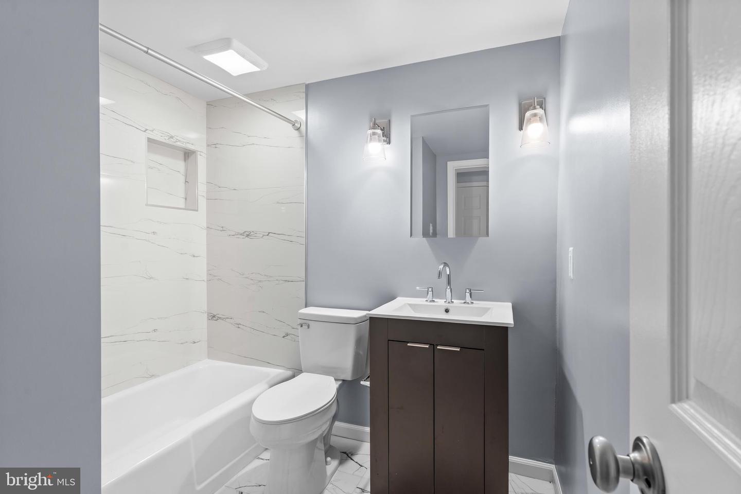 4272 EAST CAPITOL ST E #2, WASHINGTON, District Of Columbia 20019, 1 Bedroom Bedrooms, ,1 BathroomBathrooms,Residential,For sale,4272 EAST CAPITOL ST E #2,DCDC2216652 MLS # DCDC2216652 4272 EAST CAPITOL ST E #2, WASHINGTON, District Of Columbia 20019, 1 Bedroom Bedrooms, ,1 BathroomBathrooms,Residential,For sale,4272 EAST CAPITOL ST E #2,DCDC2216652 MLS # DCDC2216652