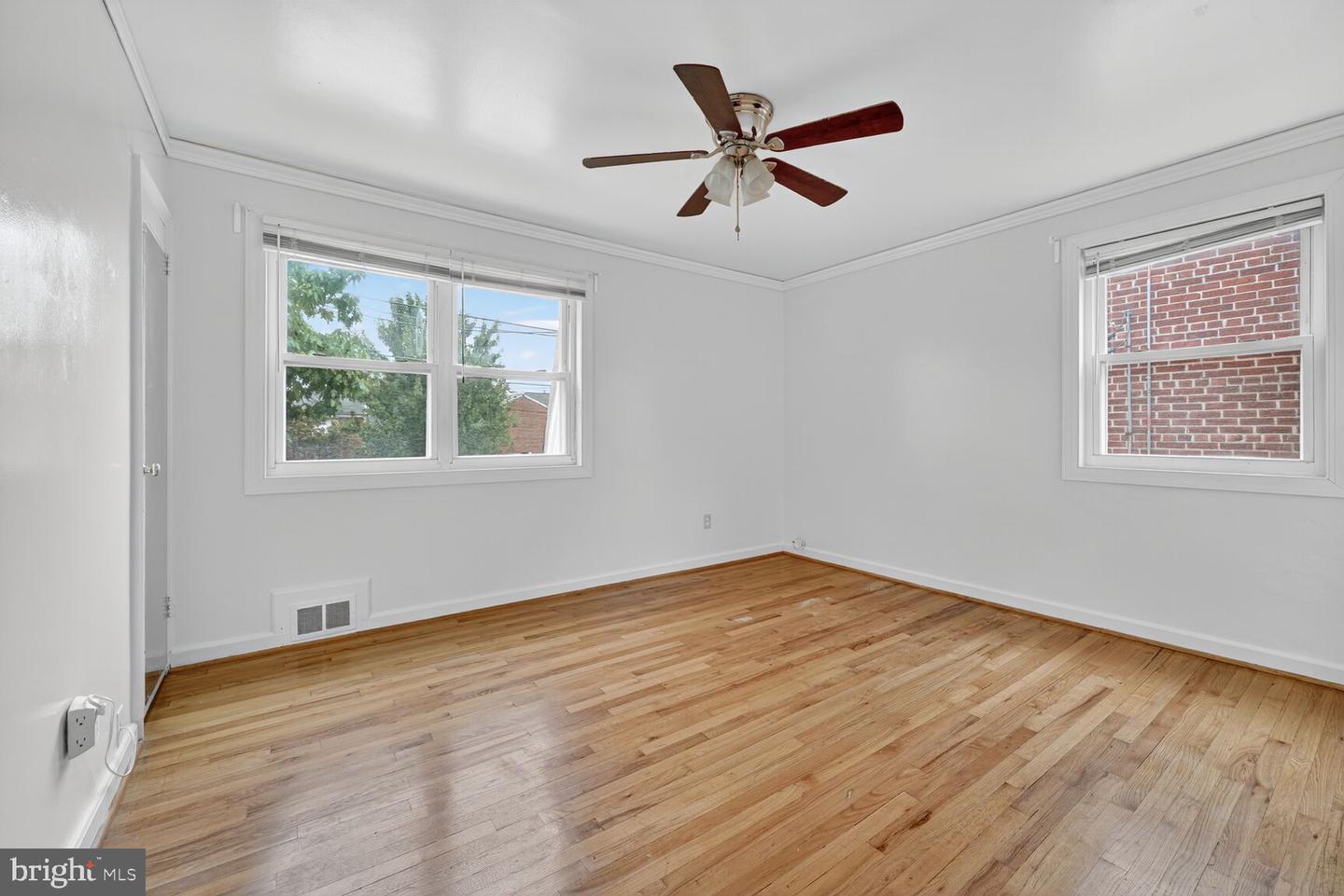 5720 5TH ST NE, WASHINGTON, District Of Columbia 20011, 3 Bedrooms Bedrooms, ,1 BathroomBathrooms,Residential,For sale,5720 5TH ST NE,DCDC2216658 MLS # DCDC2216658