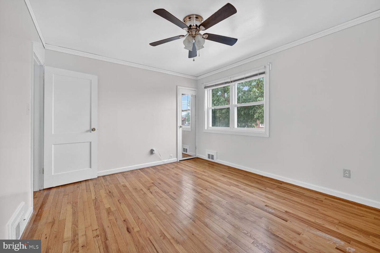 5720 5TH ST NE, WASHINGTON, District Of Columbia 20011, 3 Bedrooms Bedrooms, ,1 BathroomBathrooms,Residential,For sale,5720 5TH ST NE,DCDC2216658 MLS # DCDC2216658