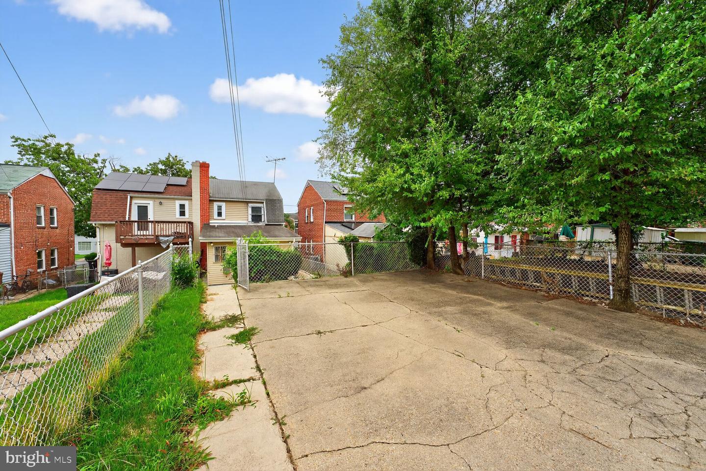 5720 5TH ST NE, WASHINGTON, District Of Columbia 20011, 3 Bedrooms Bedrooms, ,1 BathroomBathrooms,Residential,For sale,5720 5TH ST NE,DCDC2216658 MLS # DCDC2216658