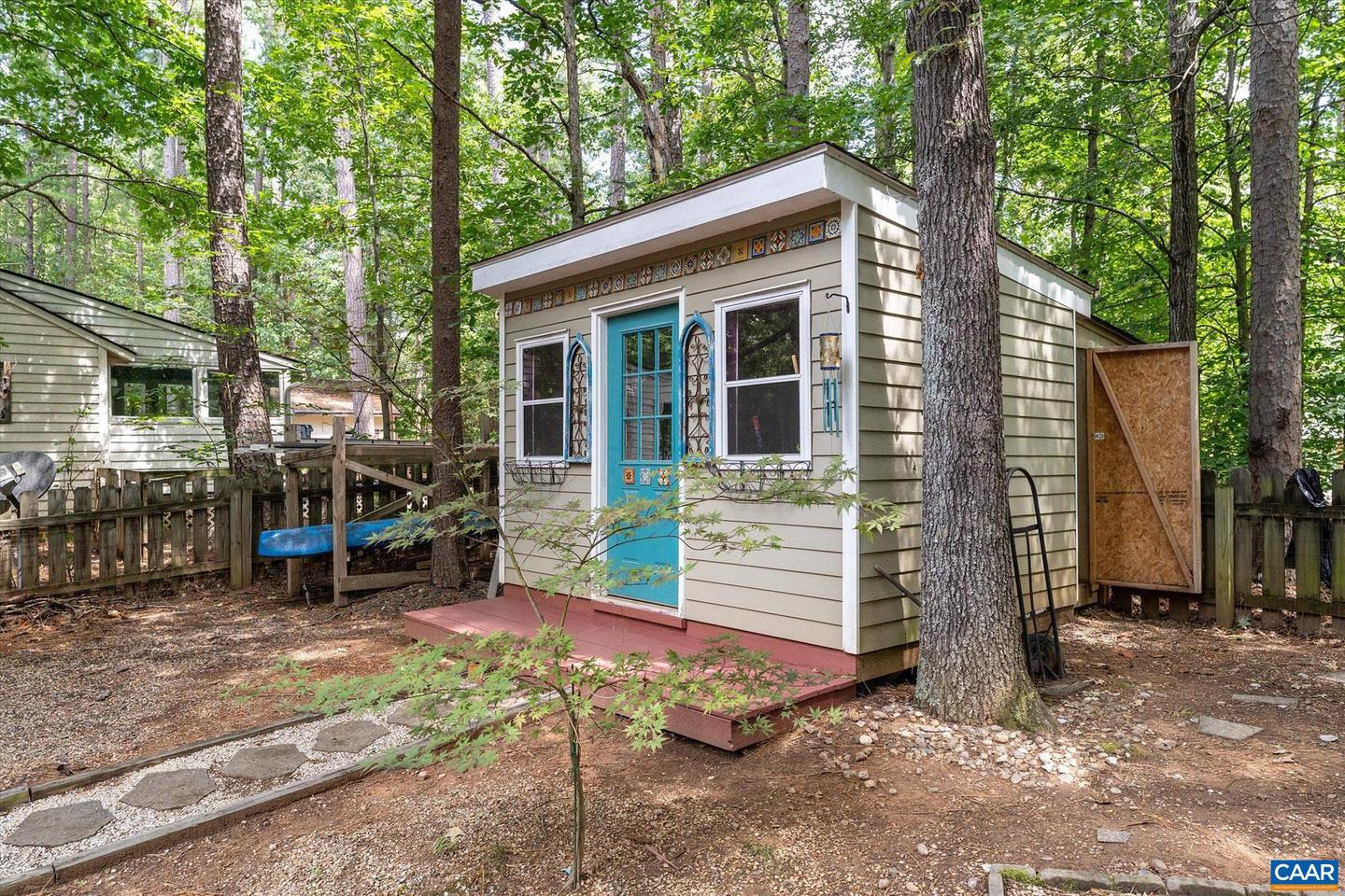 20 TANGLEWOOD RD, PALMYRA, Virginia 22963, 3 Bedrooms Bedrooms, ,2 BathroomsBathrooms,Residential,For sale,20 TANGLEWOOD RD,668178 MLS # 668178