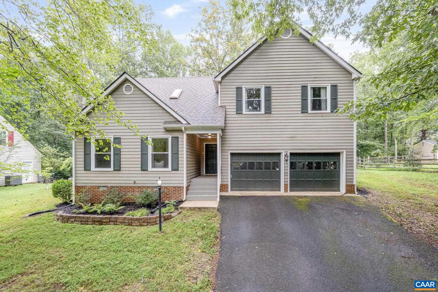 1864 AMBERFIELD DR, CHARLOTTESVILLE, Virginia 22911, 3 Bedrooms Bedrooms, ,2 BathroomsBathrooms,Residential,For sale,1864 AMBERFIELD DR,668179 MLS # 668179