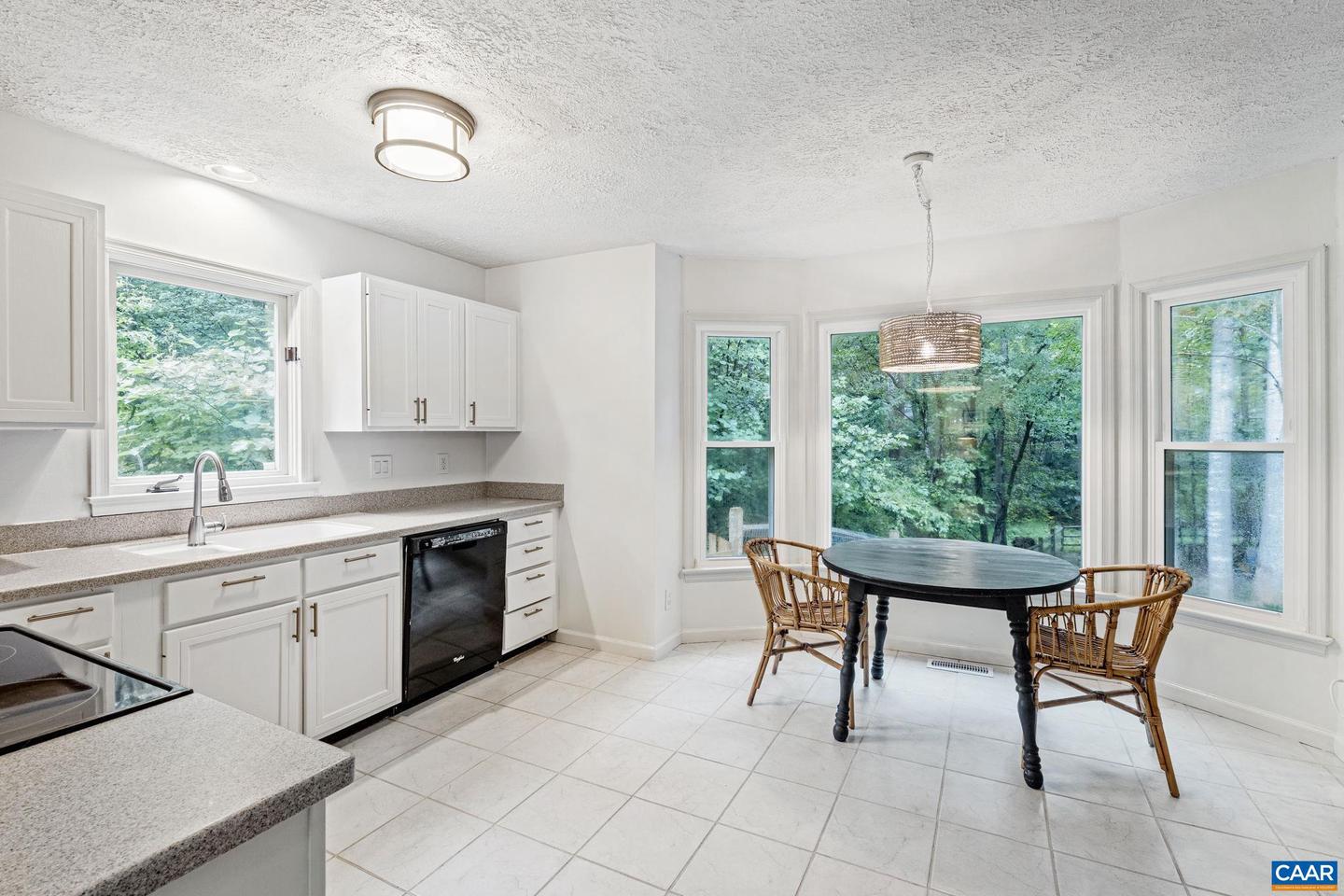 1864 AMBERFIELD DR, CHARLOTTESVILLE, Virginia 22911, 3 Bedrooms Bedrooms, ,2 BathroomsBathrooms,Residential,For sale,1864 AMBERFIELD DR,668179 MLS # 668179