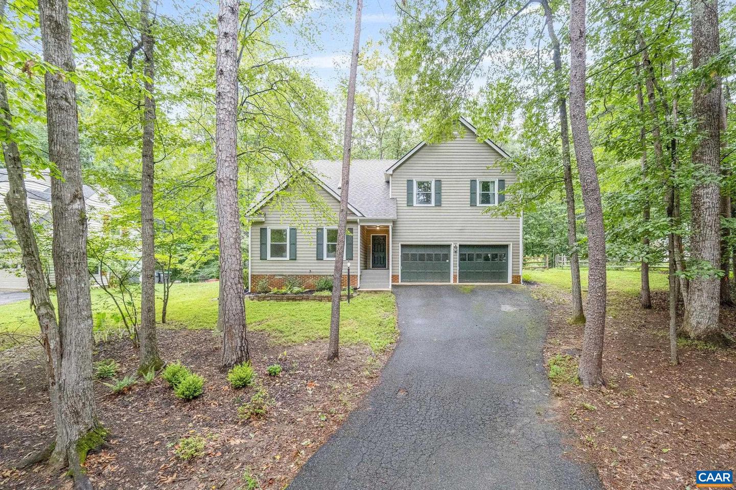 1864 AMBERFIELD DR, CHARLOTTESVILLE, Virginia 22911, 3 Bedrooms Bedrooms, ,2 BathroomsBathrooms,Residential,For sale,1864 AMBERFIELD DR,668179 MLS # 668179