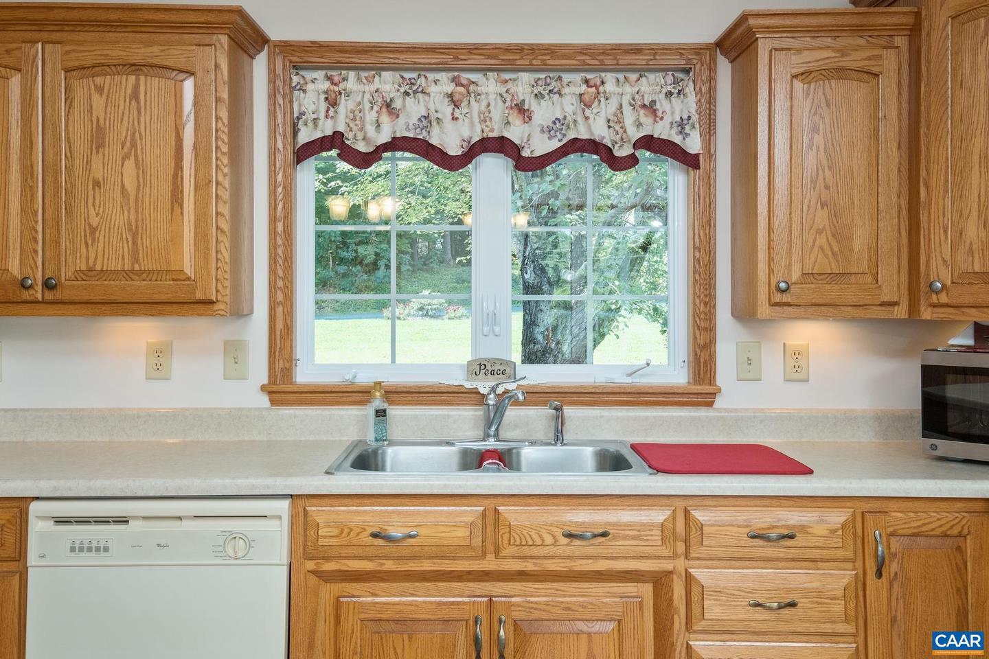 1640 PEA RIDGE RD, STANARDSVILLE, Virginia 22973, 5 Bedrooms Bedrooms, ,3 BathroomsBathrooms,Residential,For sale,1640 PEA RIDGE RD,668180 MLS # 668180
