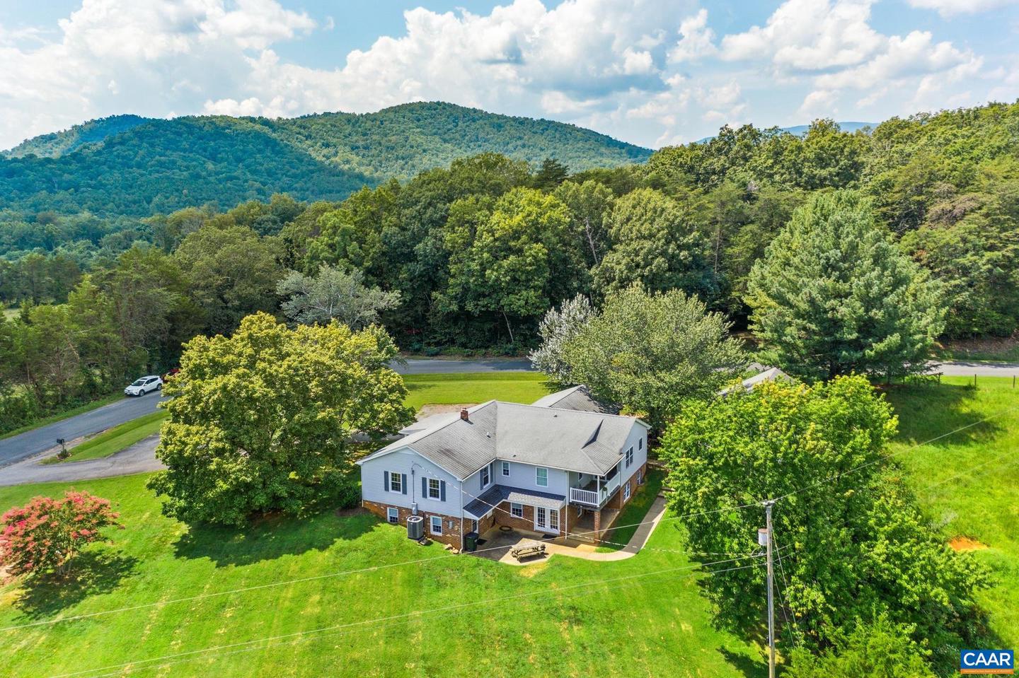1640 PEA RIDGE RD, STANARDSVILLE, Virginia 22973, 5 Bedrooms Bedrooms, ,3 BathroomsBathrooms,Residential,For sale,1640 PEA RIDGE RD,668180 MLS # 668180