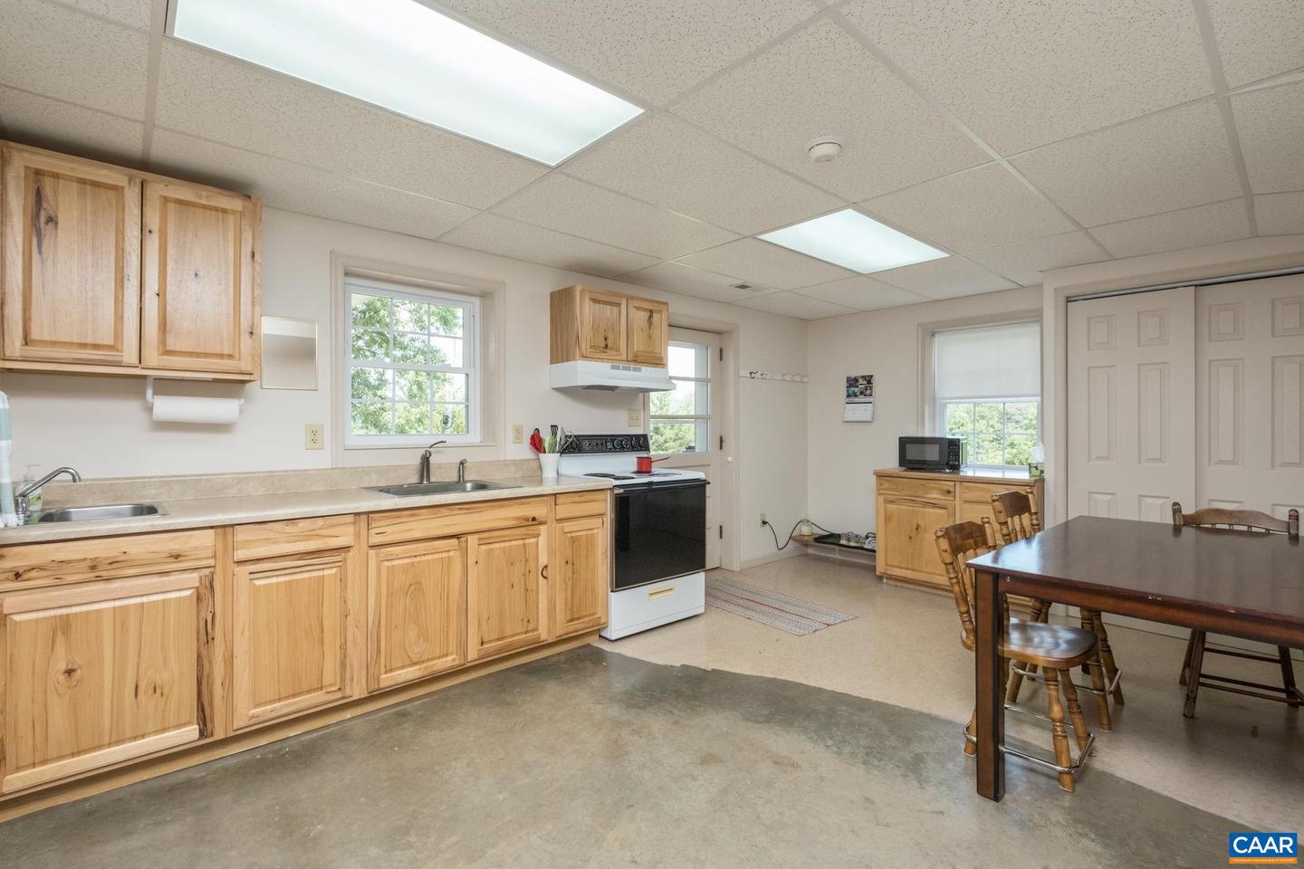 1640 PEA RIDGE RD, STANARDSVILLE, Virginia 22973, 5 Bedrooms Bedrooms, ,3 BathroomsBathrooms,Residential,For sale,1640 PEA RIDGE RD,668180 MLS # 668180