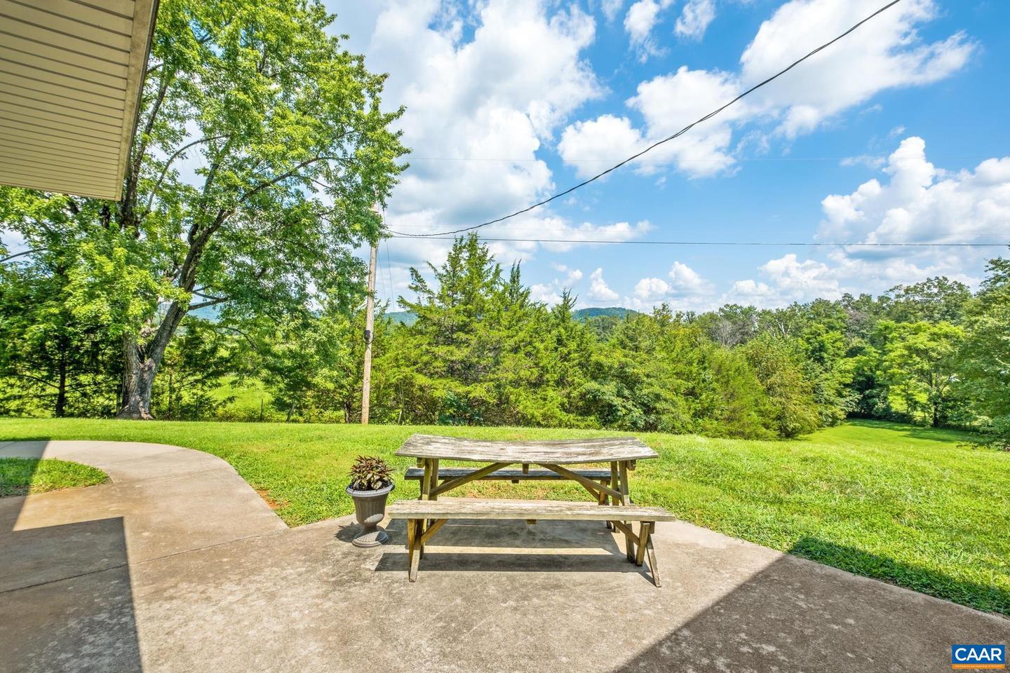 1640 PEA RIDGE RD, STANARDSVILLE, Virginia 22973, 5 Bedrooms Bedrooms, ,3 BathroomsBathrooms,Residential,For sale,1640 PEA RIDGE RD,668180 MLS # 668180