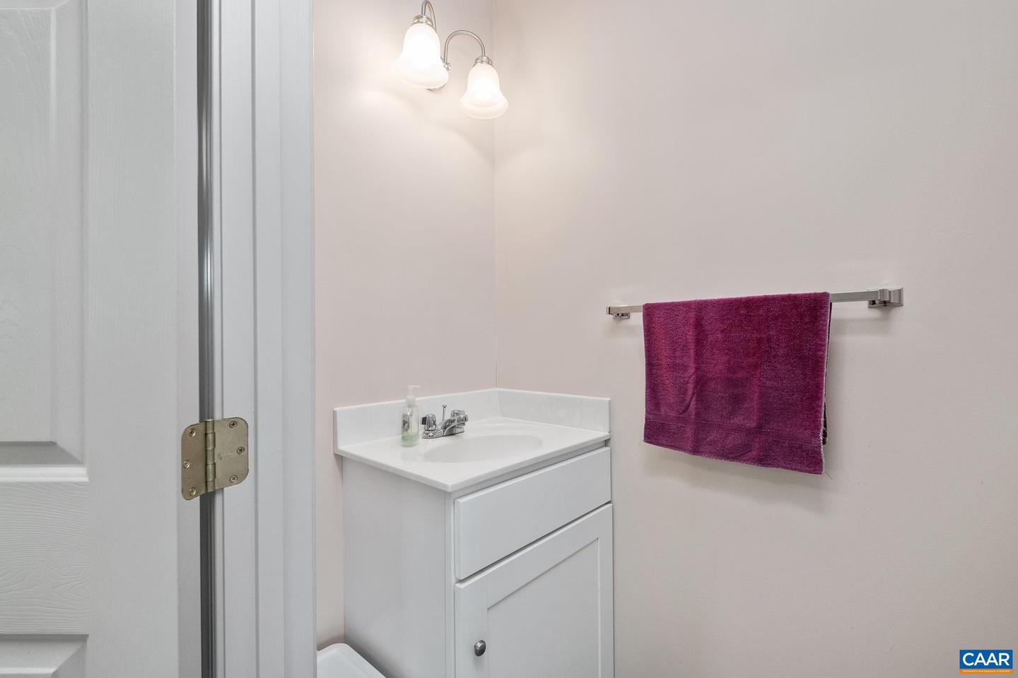 1640 PEA RIDGE RD, STANARDSVILLE, Virginia 22973, 5 Bedrooms Bedrooms, ,3 BathroomsBathrooms,Residential,For sale,1640 PEA RIDGE RD,668180 MLS # 668180