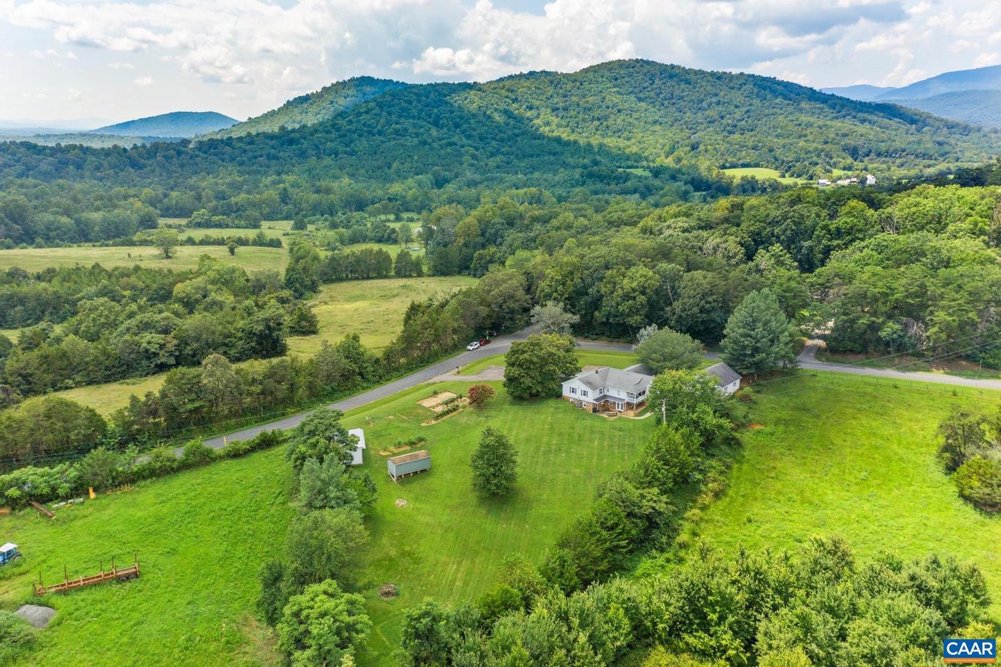 1640 PEA RIDGE RD, STANARDSVILLE, Virginia 22973, 5 Bedrooms Bedrooms, ,3 BathroomsBathrooms,Residential,For sale,1640 PEA RIDGE RD,668180 MLS # 668180