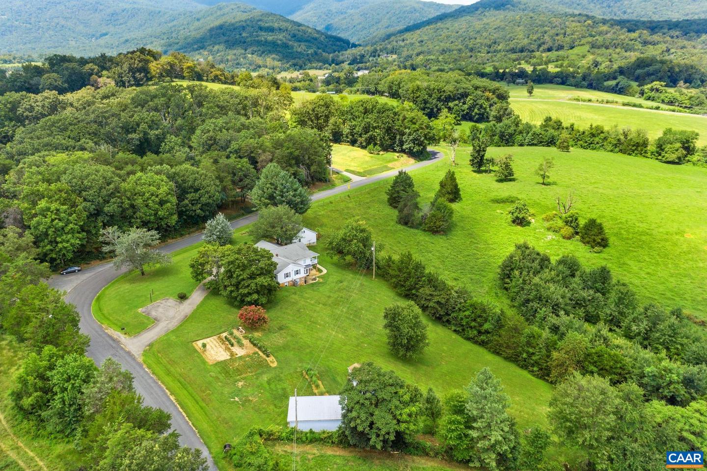 1640 PEA RIDGE RD, STANARDSVILLE, Virginia 22973, 5 Bedrooms Bedrooms, ,3 BathroomsBathrooms,Residential,For sale,1640 PEA RIDGE RD,668180 MLS # 668180
