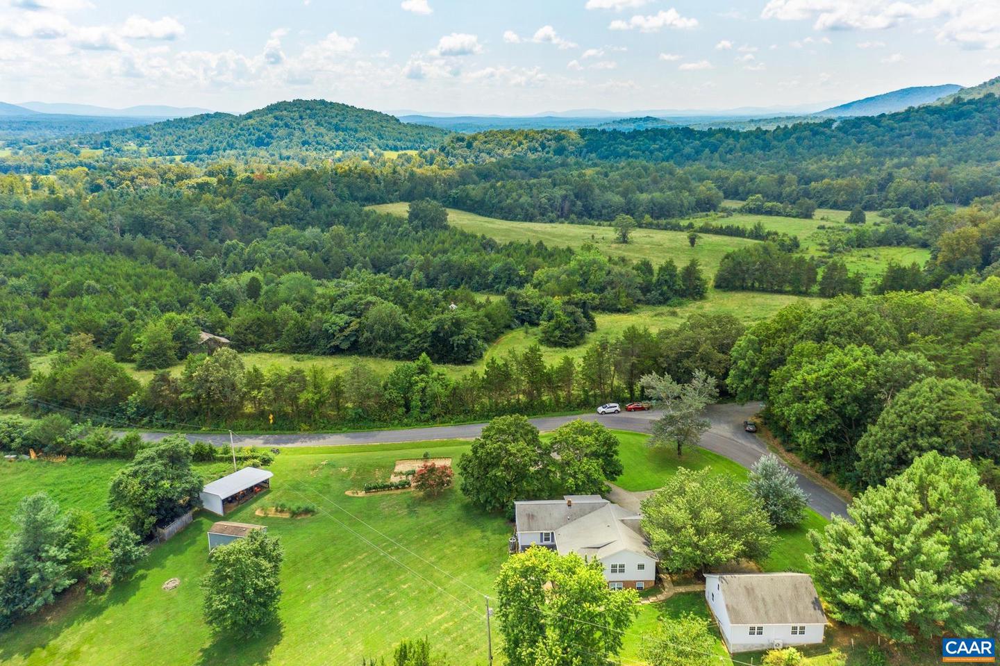 1640 PEA RIDGE RD, STANARDSVILLE, Virginia 22973, 5 Bedrooms Bedrooms, ,3 BathroomsBathrooms,Residential,For sale,1640 PEA RIDGE RD,668180 MLS # 668180