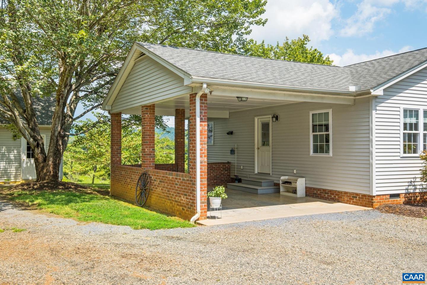 1640 PEA RIDGE RD, STANARDSVILLE, Virginia 22973, 5 Bedrooms Bedrooms, ,3 BathroomsBathrooms,Residential,For sale,1640 PEA RIDGE RD,668180 MLS # 668180