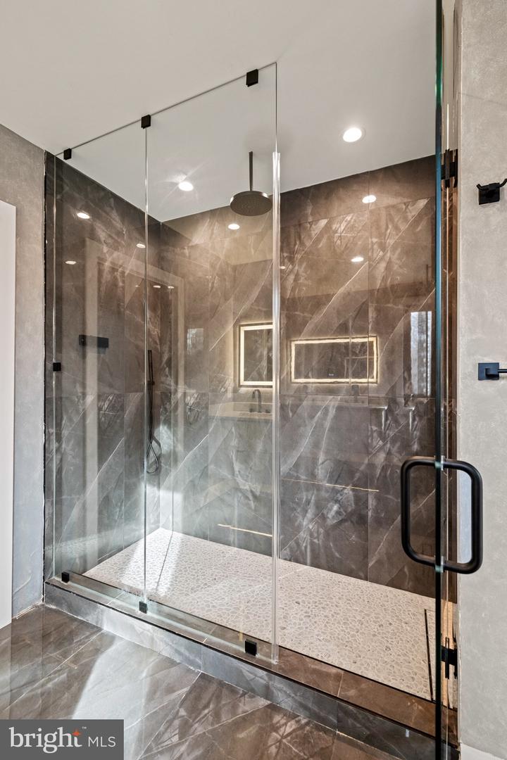 1573 WESTMORELAND ST, MCLEAN, Virginia 22101, 6 Bedrooms Bedrooms, ,6 BathroomsBathrooms,Residential,For sale,1573 WESTMORELAND ST,VAFX2263128 MLS # VAFX2263128