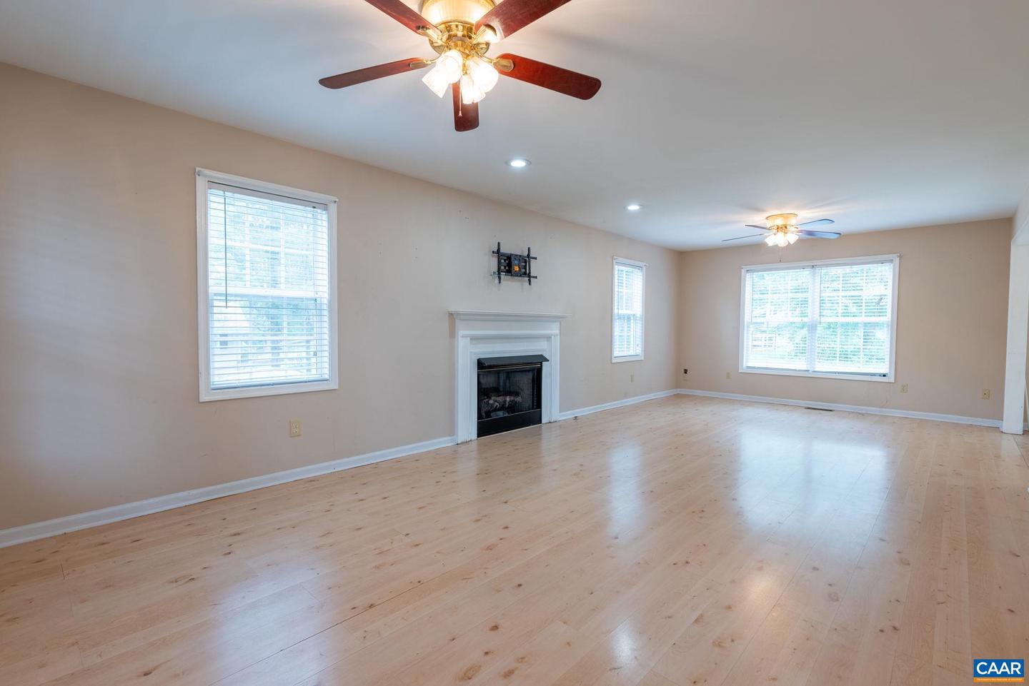 497 SUNSET DR, STANARDSVILLE, Virginia 22973, 3 Bedrooms Bedrooms, ,2 BathroomsBathrooms,Residential,For sale,497 SUNSET DR,668181 MLS # 668181