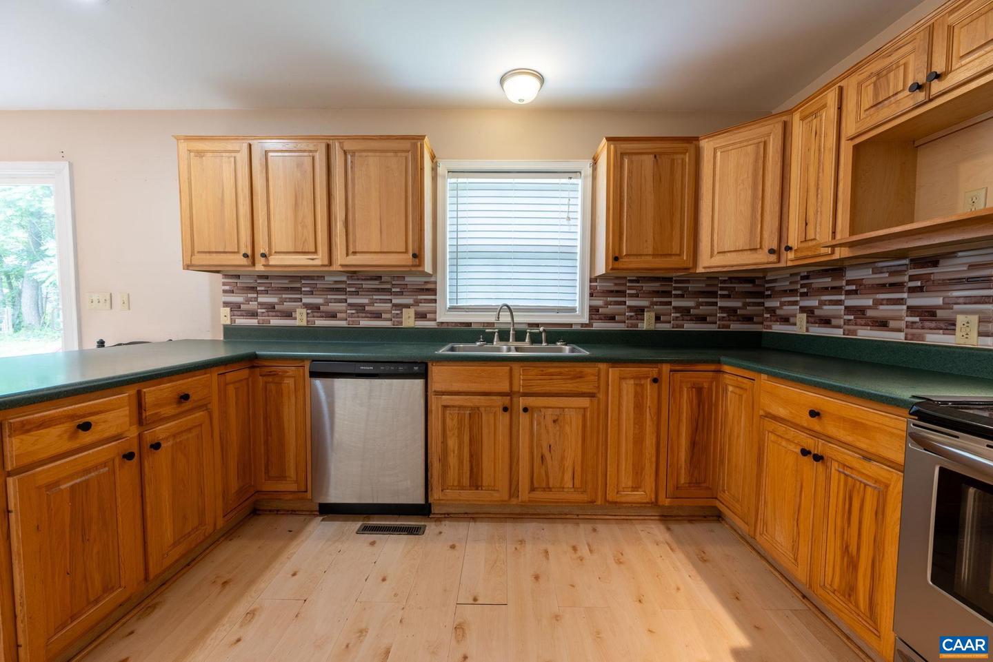 497 SUNSET DR, STANARDSVILLE, Virginia 22973, 3 Bedrooms Bedrooms, ,2 BathroomsBathrooms,Residential,For sale,497 SUNSET DR,668181 MLS # 668181