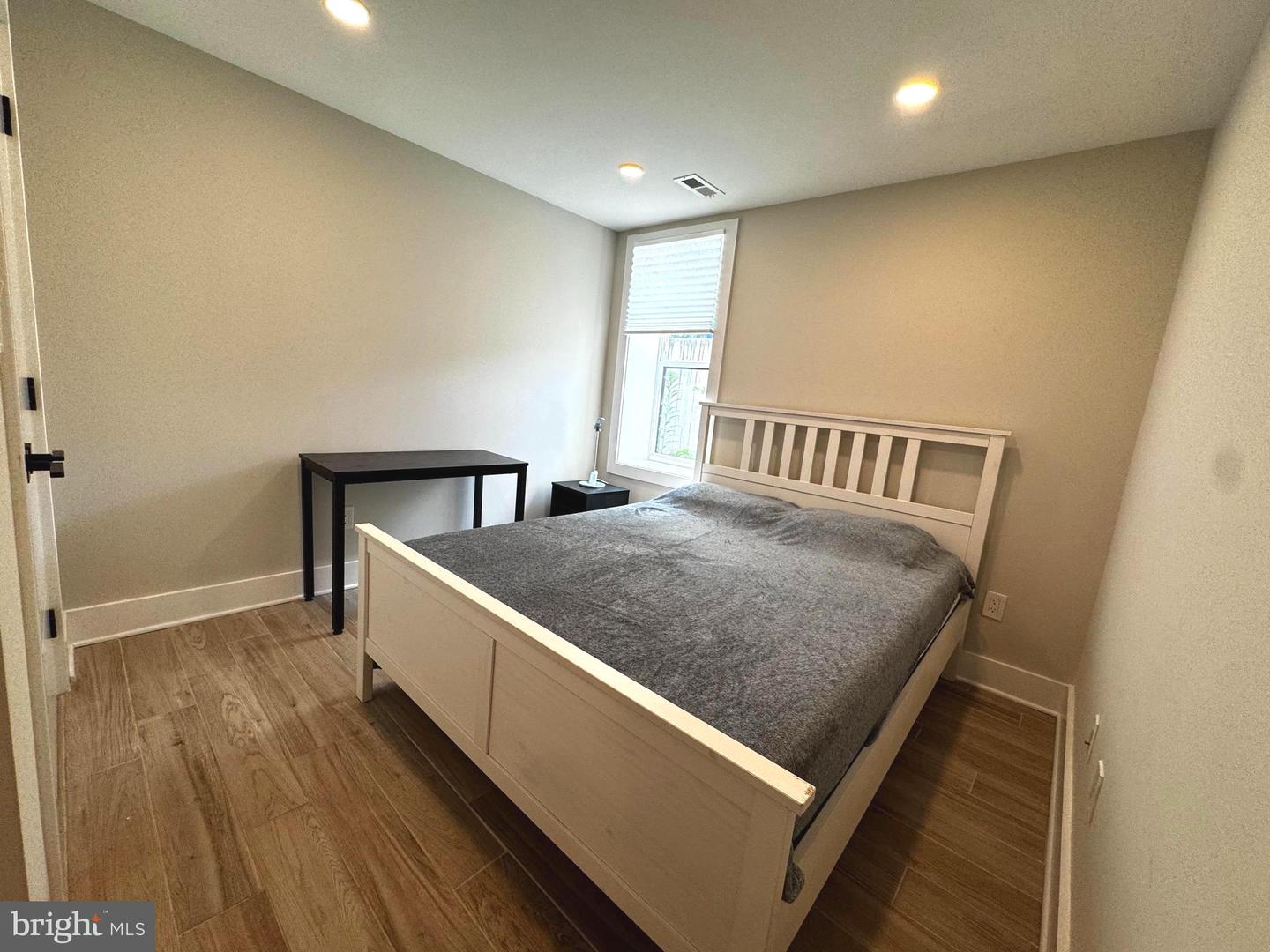 1821 I ST NE #3, WASHINGTON, District Of Columbia 20002, 2 Bedrooms Bedrooms, ,2 BathroomsBathrooms,Residential,For sale,1821 I ST NE #3,DCDC2216664 MLS # DCDC2216664