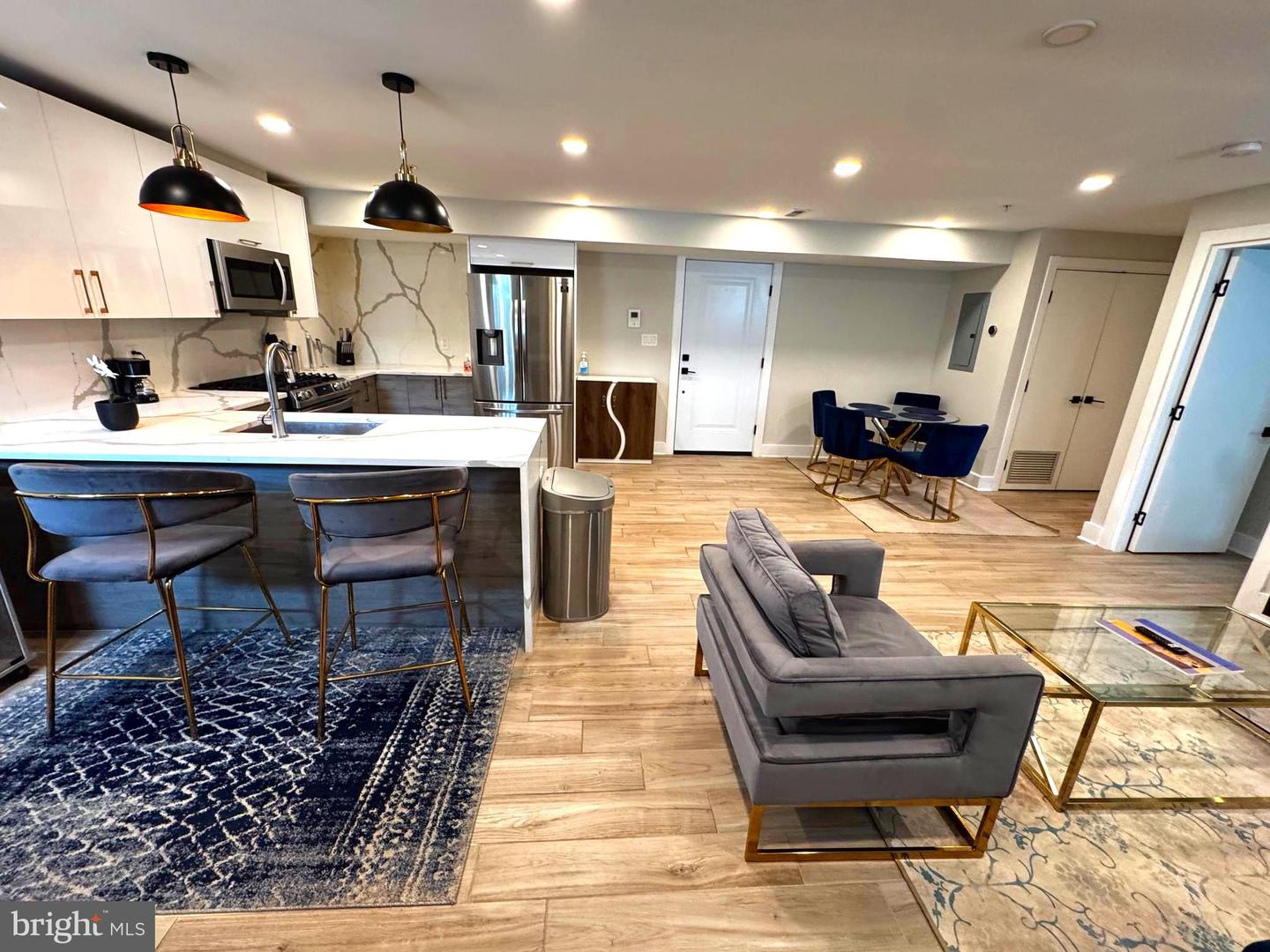 1821 I ST NE #3, WASHINGTON, District Of Columbia 20002, 2 Bedrooms Bedrooms, ,2 BathroomsBathrooms,Residential,For sale,1821 I ST NE #3,DCDC2216664 MLS # DCDC2216664