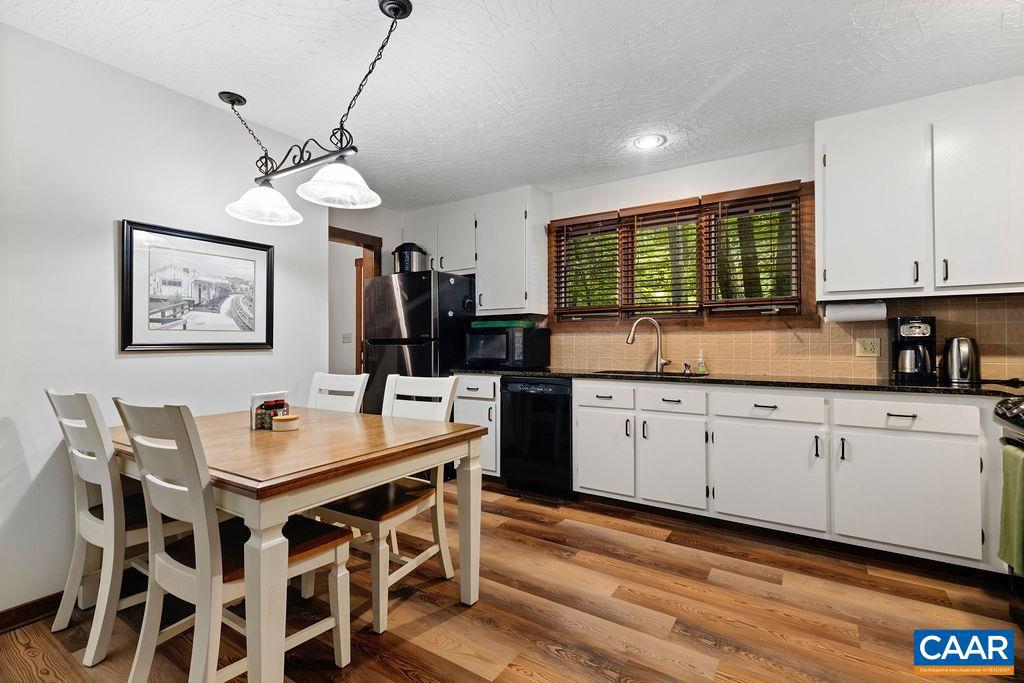 170 DEER SPRINGS LN, WINTERGREEN RESORT, Virginia 22967, 3 Bedrooms Bedrooms, ,2 BathroomsBathrooms,Residential,For sale,170 DEER SPRINGS LN,668185 MLS # 668185