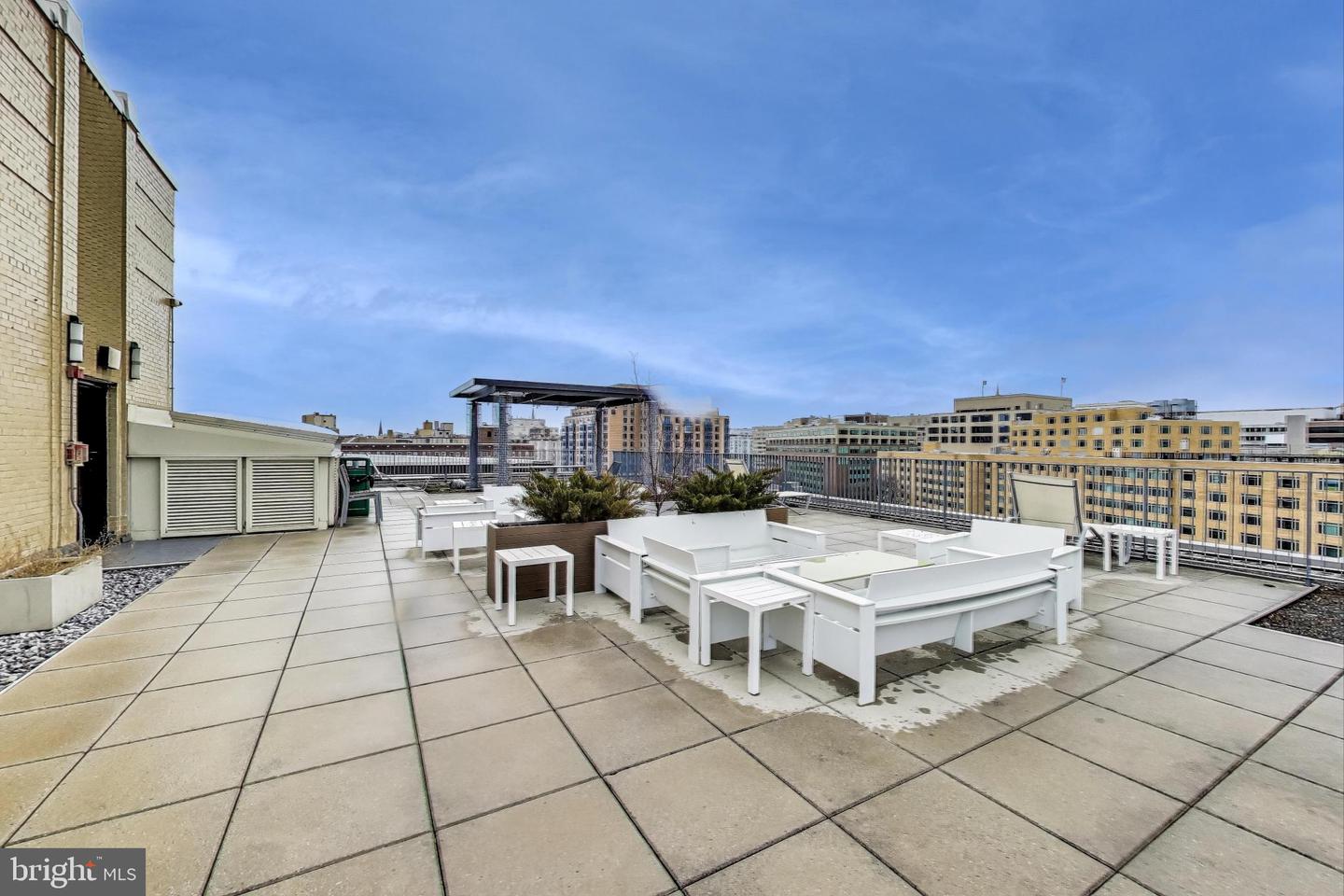 1 SCOTT CIR NW #121, WASHINGTON, District Of Columbia 20036, 1 Bedroom Bedrooms, ,1 BathroomBathrooms,Residential,For sale,1 SCOTT CIR NW #121,DCDC2216640 MLS # DCDC2216640