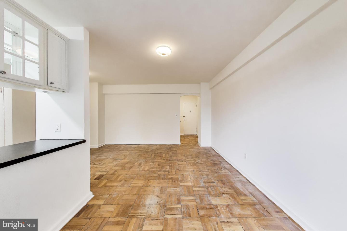 1 SCOTT CIR NW #121, WASHINGTON, District Of Columbia 20036, 1 Bedroom Bedrooms, ,1 BathroomBathrooms,Residential,For sale,1 SCOTT CIR NW #121,DCDC2216640 MLS # DCDC2216640