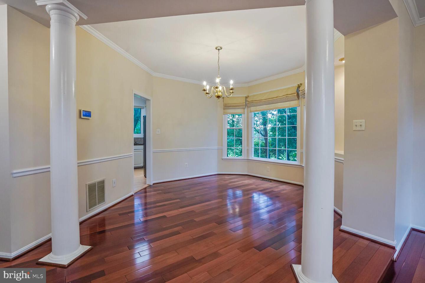 3512 ARMFIELD FARM DR, CHANTILLY, Virginia 20151, 5 Bedrooms Bedrooms, ,3 BathroomsBathrooms,Residential,For sale,3512 ARMFIELD FARM DR,VAFX2263102 MLS # VAFX2263102