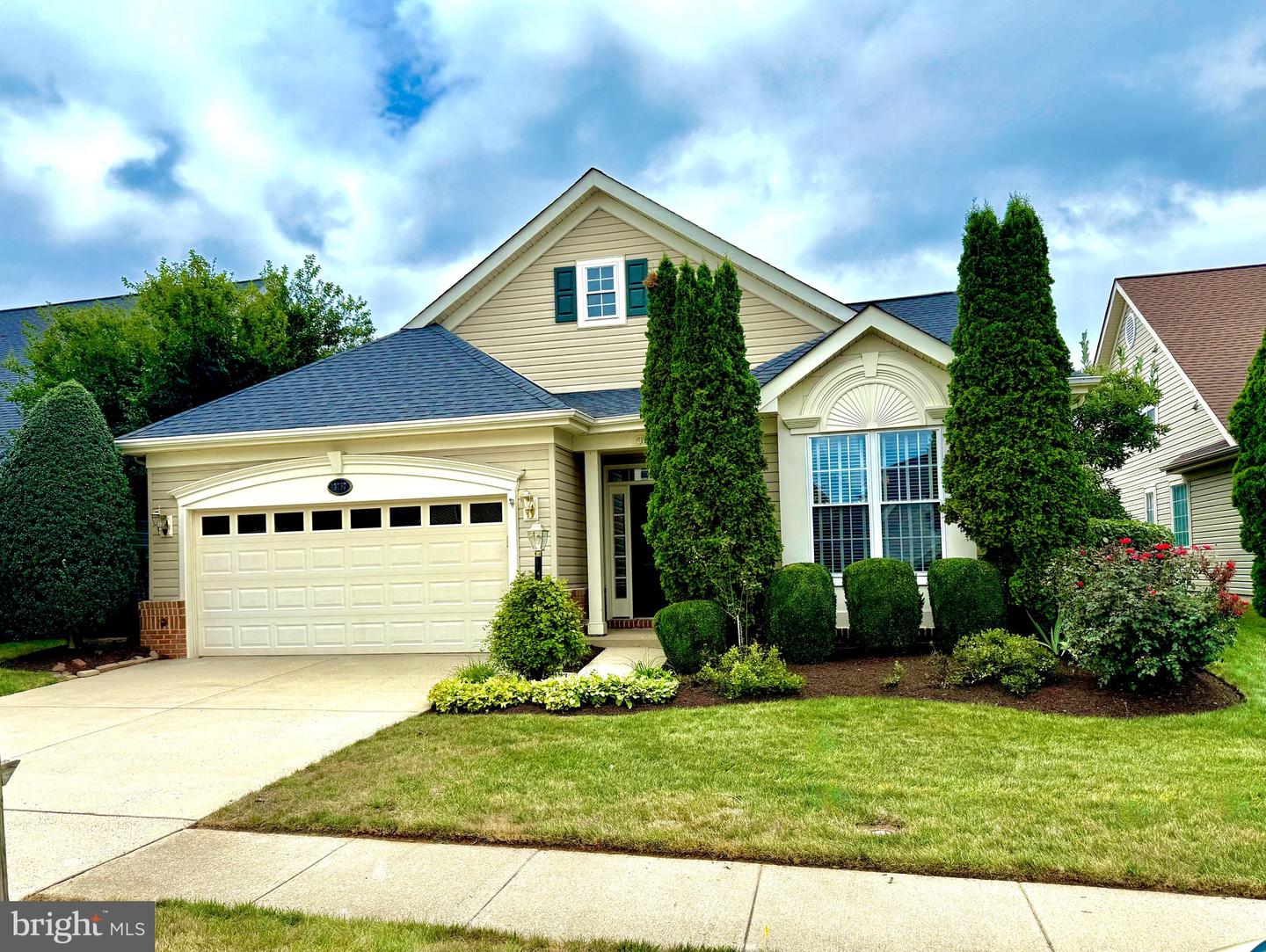 13737 HERITAGE VALLEY WAY, GAINESVILLE, Virginia 20155, 2 Bedrooms Bedrooms, ,2 BathroomsBathrooms,Residential,For sale,13737 HERITAGE VALLEY WAY,VAPW2102602 MLS # VAPW2102602
