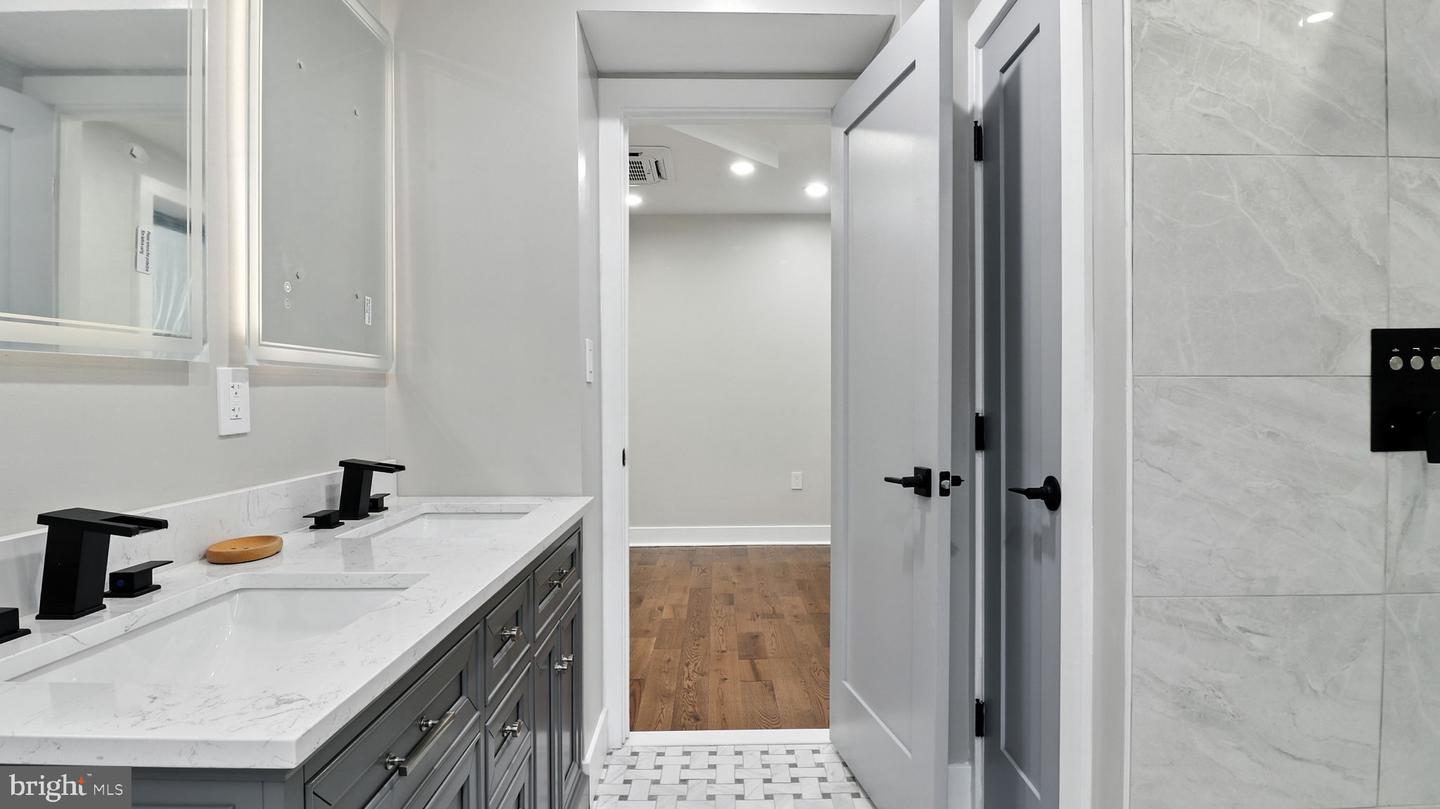 2256 HIGH ST SE #1, WASHINGTON, District Of Columbia 20020, 2 Bedrooms Bedrooms, ,2 BathroomsBathrooms,Residential,For sale,2256 HIGH ST SE #1,DCDC2216646 MLS # DCDC2216646