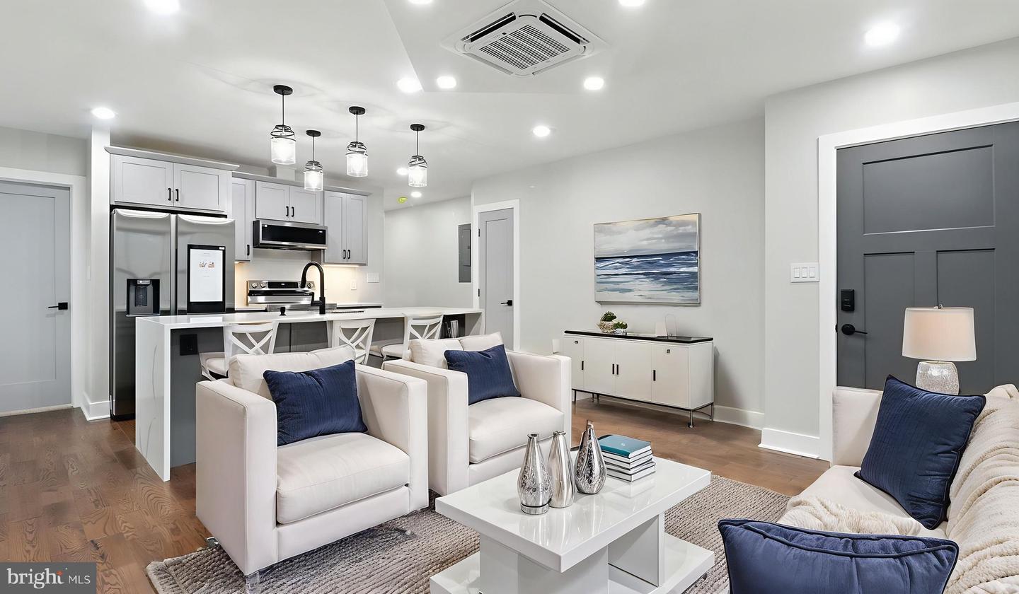 2256 HIGH ST SE #1, WASHINGTON, District Of Columbia 20020, 2 Bedrooms Bedrooms, ,2 BathroomsBathrooms,Residential,For sale,2256 HIGH ST SE #1,DCDC2216646 MLS # DCDC2216646