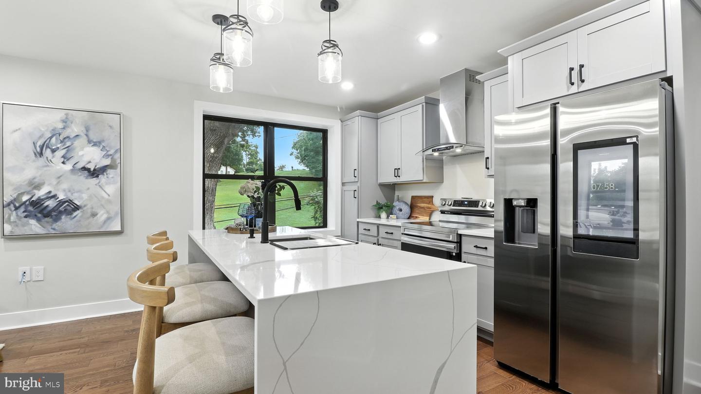 2256 HIGH ST SE #4, WASHINGTON, District Of Columbia 20020, 2 Bedrooms Bedrooms, ,2 BathroomsBathrooms,Residential,For sale,2256 HIGH ST SE #4,DCDC2216650 MLS # DCDC2216650