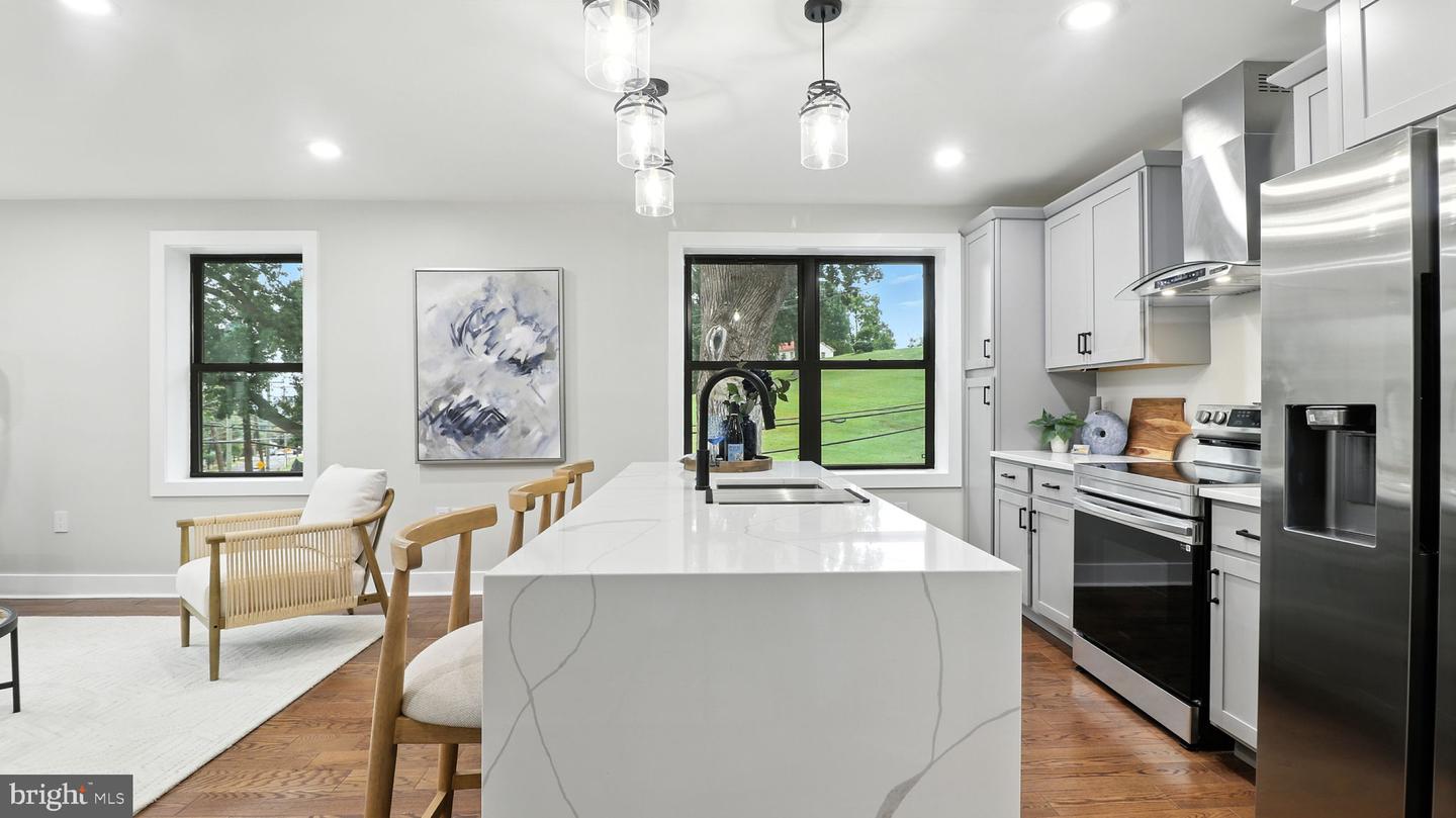 2256 HIGH ST SE #4, WASHINGTON, District Of Columbia 20020, 2 Bedrooms Bedrooms, ,2 BathroomsBathrooms,Residential,For sale,2256 HIGH ST SE #4,DCDC2216650 MLS # DCDC2216650