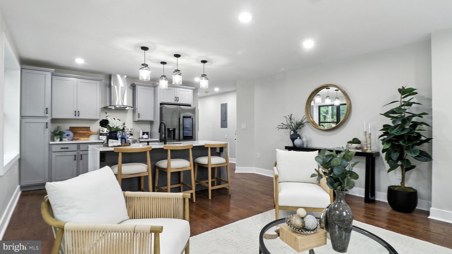 2256 HIGH ST SE #4, WASHINGTON, District Of Columbia 20020, 2 Bedrooms Bedrooms, ,2 BathroomsBathrooms,Residential,For sale,2256 HIGH ST SE #4,DCDC2216650 MLS # DCDC2216650