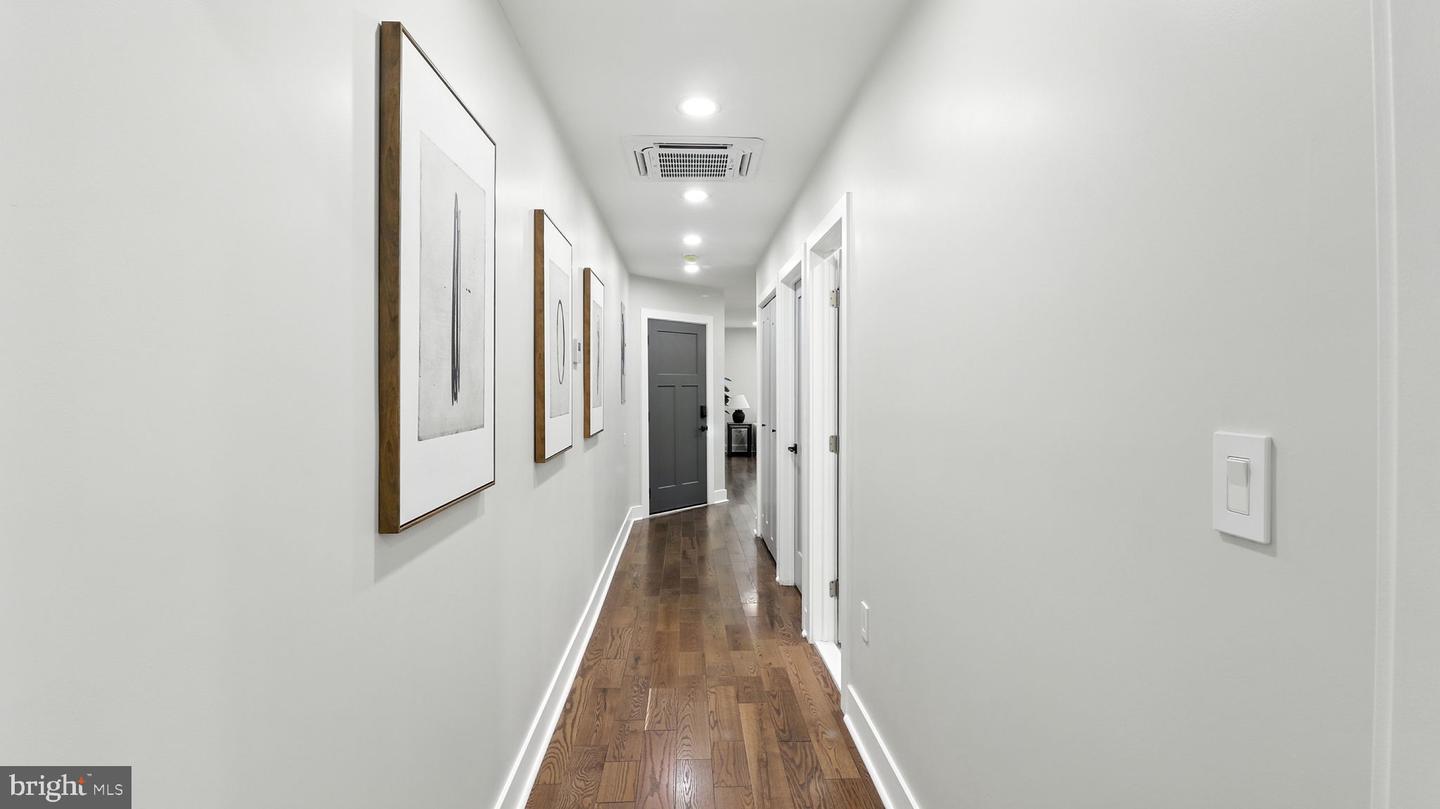 2256 HIGH ST SE #4, WASHINGTON, District Of Columbia 20020, 2 Bedrooms Bedrooms, ,2 BathroomsBathrooms,Residential,For sale,2256 HIGH ST SE #4,DCDC2216650 MLS # DCDC2216650