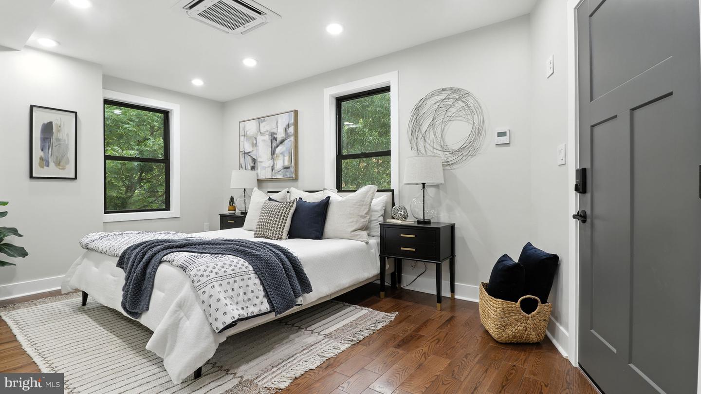 2256 HIGH ST SE #4, WASHINGTON, District Of Columbia 20020, 2 Bedrooms Bedrooms, ,2 BathroomsBathrooms,Residential,For sale,2256 HIGH ST SE #4,DCDC2216650 MLS # DCDC2216650