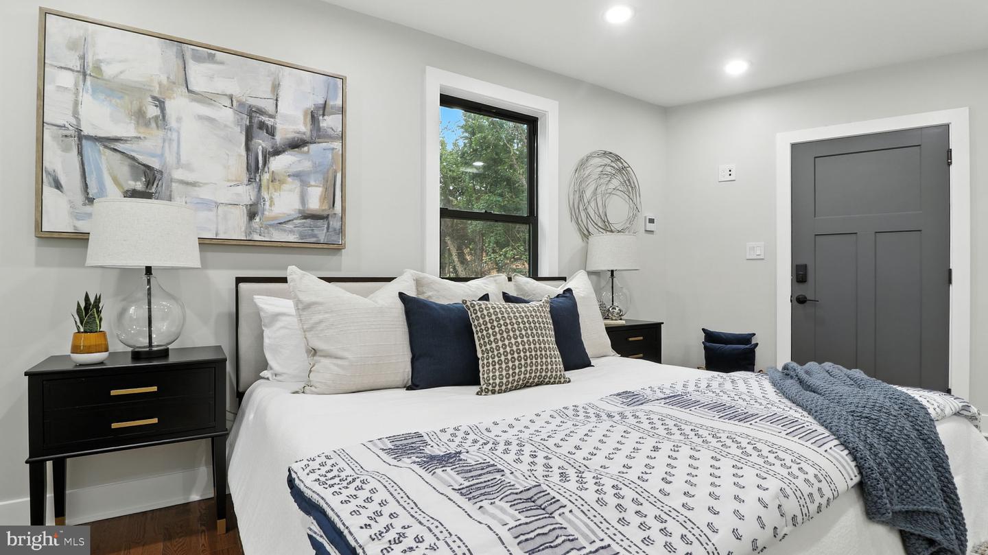 2256 HIGH ST SE #4, WASHINGTON, District Of Columbia 20020, 2 Bedrooms Bedrooms, ,2 BathroomsBathrooms,Residential,For sale,2256 HIGH ST SE #4,DCDC2216650 MLS # DCDC2216650