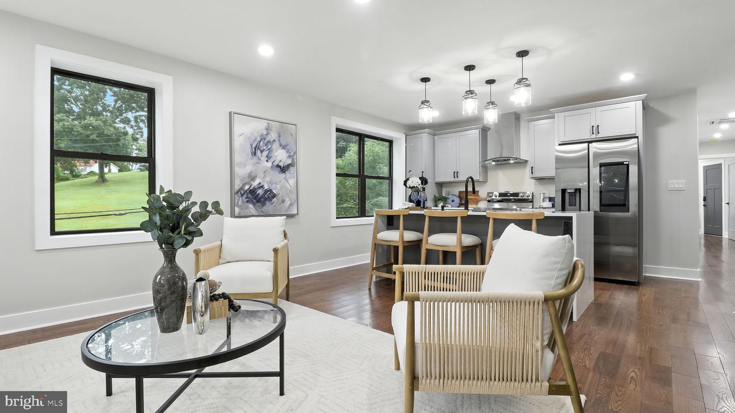 2256 HIGH ST SE #4, WASHINGTON, District Of Columbia 20020, 2 Bedrooms Bedrooms, ,2 BathroomsBathrooms,Residential,For sale,2256 HIGH ST SE #4,DCDC2216650 MLS # DCDC2216650