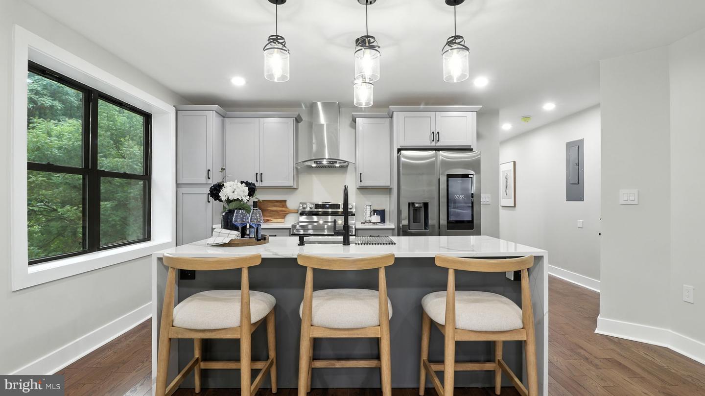 2256 HIGH ST SE #4, WASHINGTON, District Of Columbia 20020, 2 Bedrooms Bedrooms, ,2 BathroomsBathrooms,Residential,For sale,2256 HIGH ST SE #4,DCDC2216650 MLS # DCDC2216650
