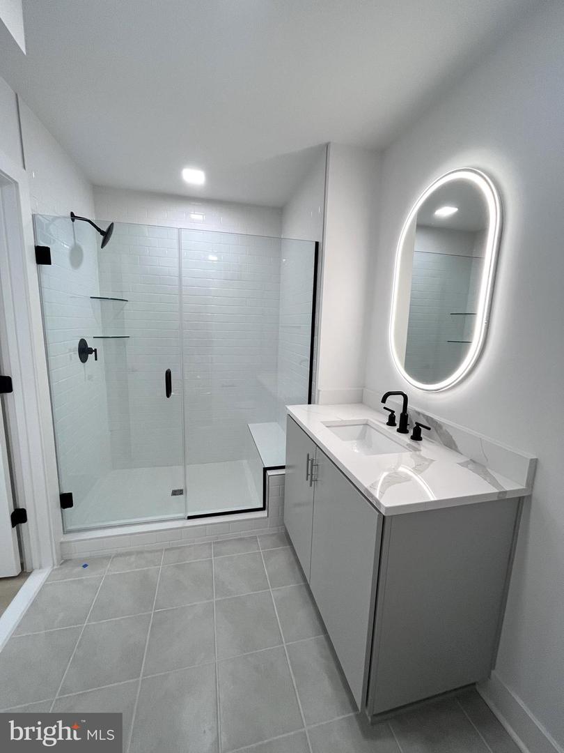 701 N HENRY ST #506, ALEXANDRIA, Virginia 22314, 1 Bedroom Bedrooms, ,1 BathroomBathrooms,Residential,For sale,701 N HENRY ST #506,VAAX2048968 MLS # VAAX2048968