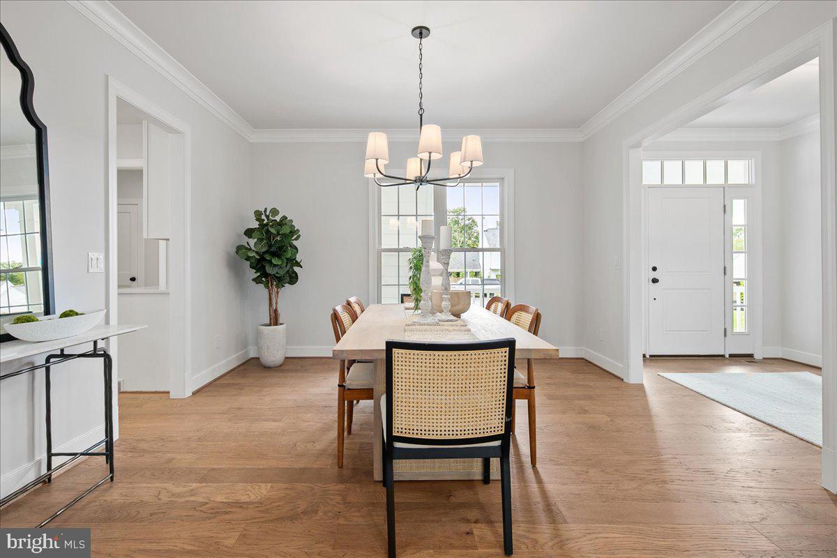3608 CENTER DR, ALEXANDRIA, Virginia 22309, 5 Bedrooms Bedrooms, ,4 BathroomsBathrooms,Residential,For sale,3608 CENTER DR,VAFX2263150 MLS # VAFX2263150