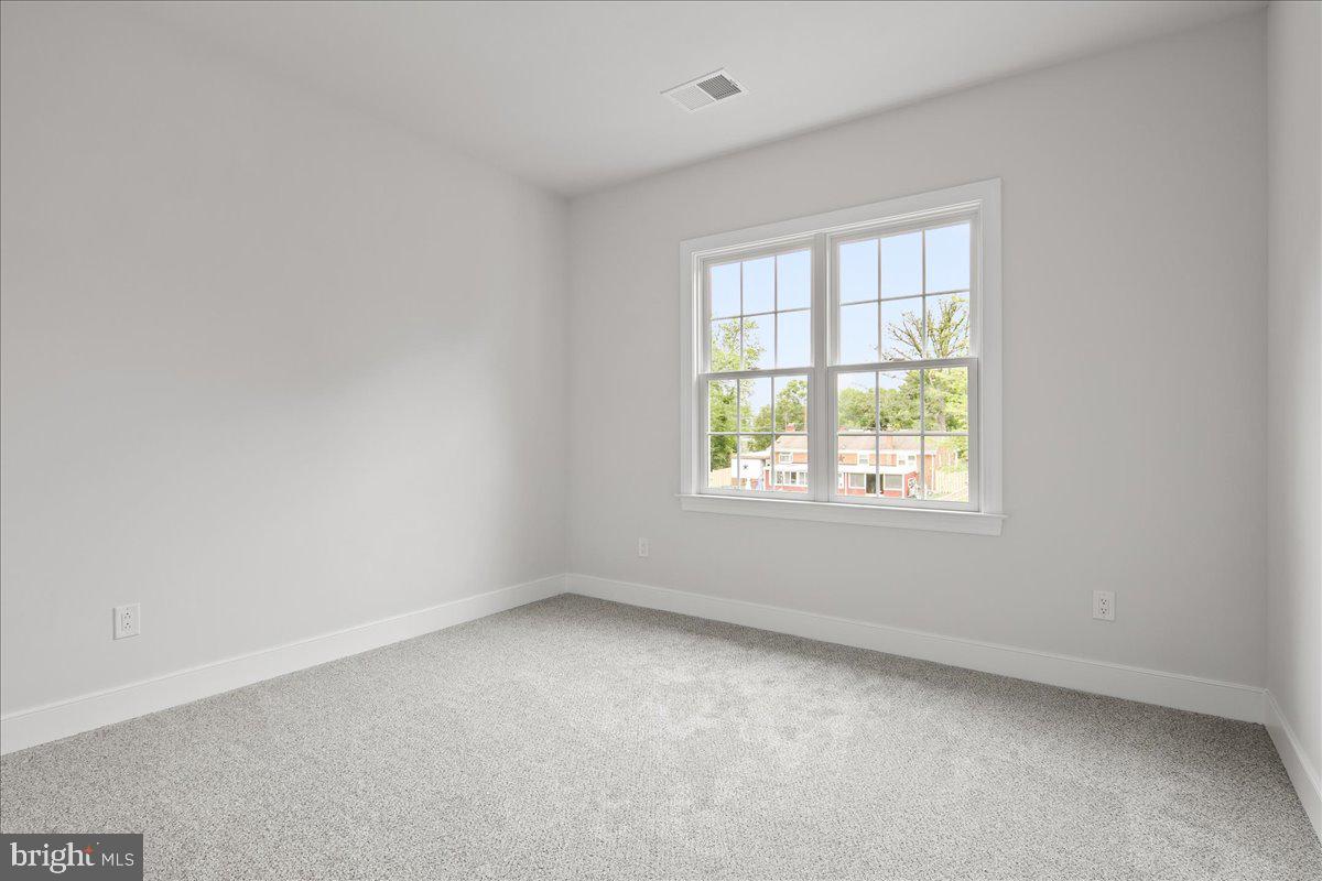 3608 CENTER DR, ALEXANDRIA, Virginia 22309, 5 Bedrooms Bedrooms, ,4 BathroomsBathrooms,Residential,For sale,3608 CENTER DR,VAFX2263150 MLS # VAFX2263150