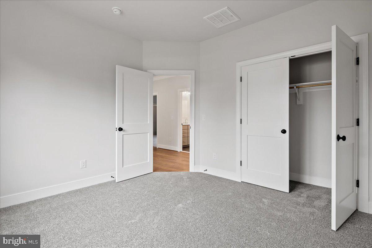 3608 CENTER DR, ALEXANDRIA, Virginia 22309, 5 Bedrooms Bedrooms, ,4 BathroomsBathrooms,Residential,For sale,3608 CENTER DR,VAFX2263150 MLS # VAFX2263150