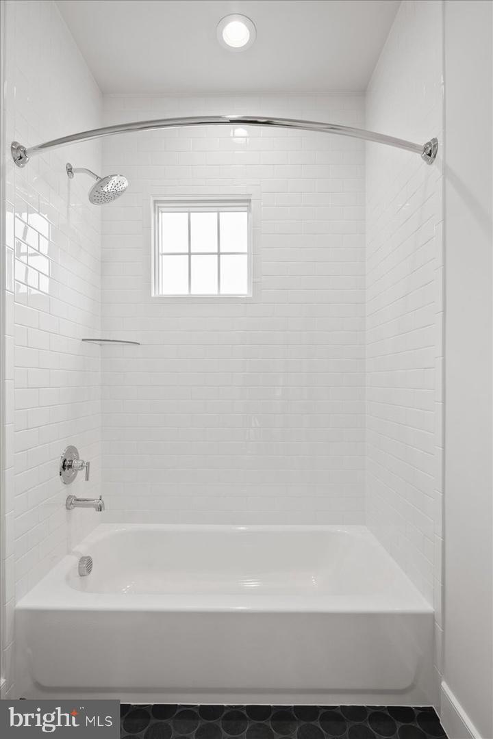 3608 CENTER DR, ALEXANDRIA, Virginia 22309, 5 Bedrooms Bedrooms, ,4 BathroomsBathrooms,Residential,For sale,3608 CENTER DR,VAFX2263150 MLS # VAFX2263150