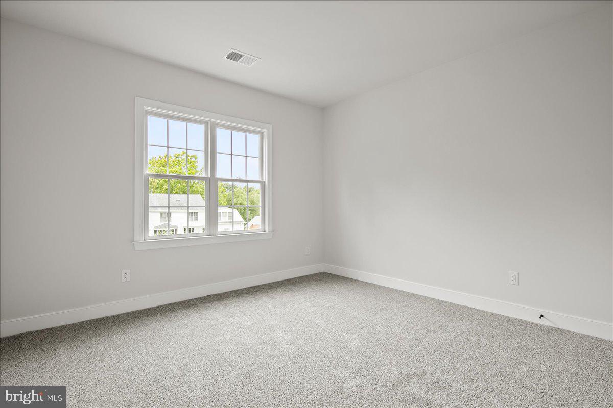 3608 CENTER DR, ALEXANDRIA, Virginia 22309, 5 Bedrooms Bedrooms, ,4 BathroomsBathrooms,Residential,For sale,3608 CENTER DR,VAFX2263150 MLS # VAFX2263150
