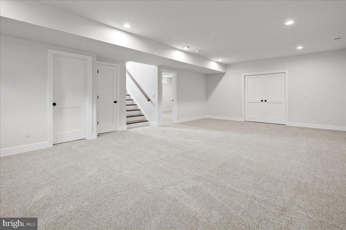 3608 CENTER DR, ALEXANDRIA, Virginia 22309, 5 Bedrooms Bedrooms, ,4 BathroomsBathrooms,Residential,For sale,3608 CENTER DR,VAFX2263150 MLS # VAFX2263150