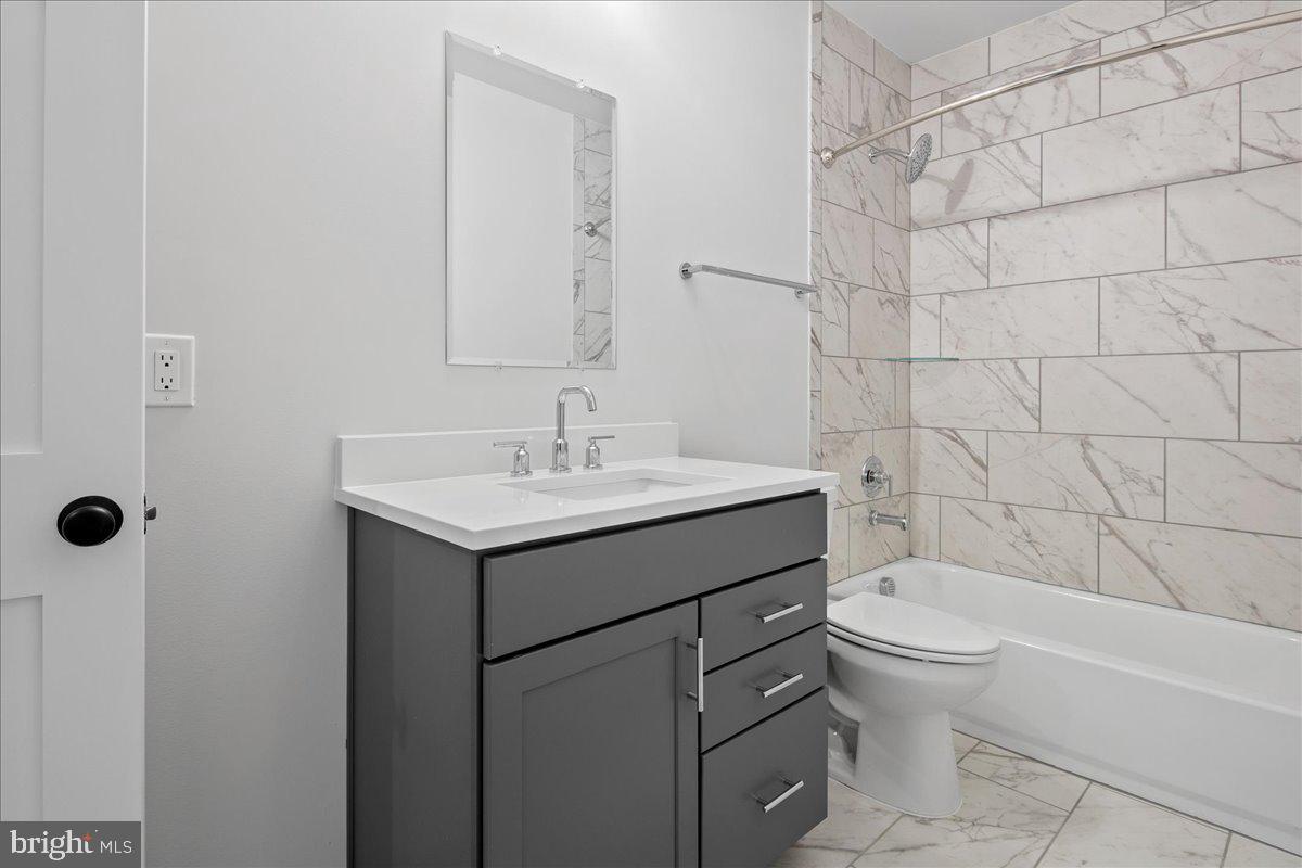 3608 CENTER DR, ALEXANDRIA, Virginia 22309, 5 Bedrooms Bedrooms, ,4 BathroomsBathrooms,Residential,For sale,3608 CENTER DR,VAFX2263150 MLS # VAFX2263150