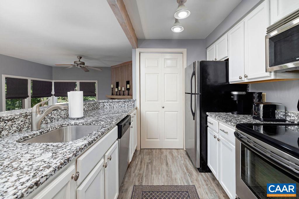2122 FAIRWAY WOODS, WINTERGREEN RESORT, Virginia 22967, 2 Bedrooms Bedrooms, ,2 BathroomsBathrooms,Residential,For sale,2122 FAIRWAY WOODS,668197 MLS # 668197