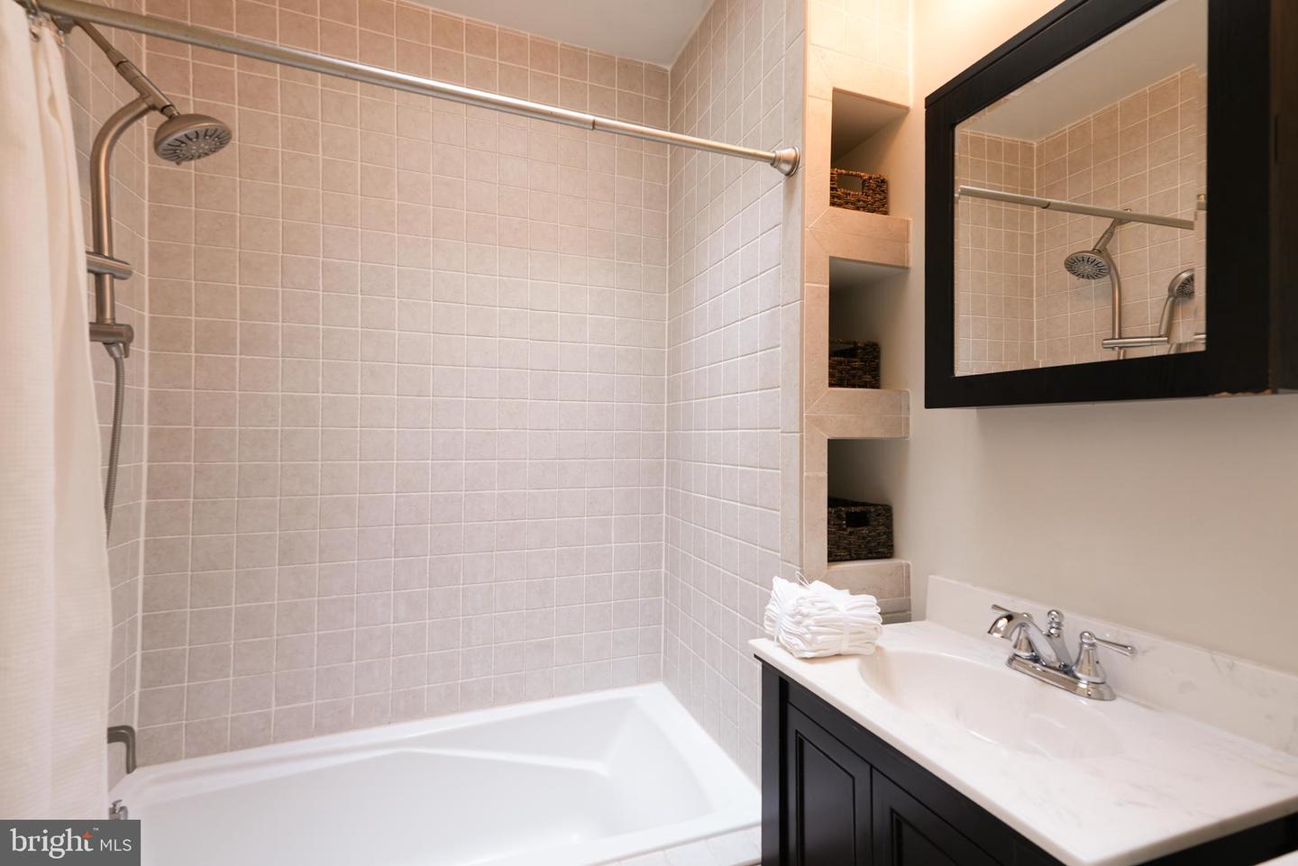611 MORTON PL NE, WASHINGTON, District Of Columbia 20002, 3 Bedrooms Bedrooms, ,1 BathroomBathrooms,Residential,For sale,611 MORTON PL NE,DCDC2216710 MLS # DCDC2216710
