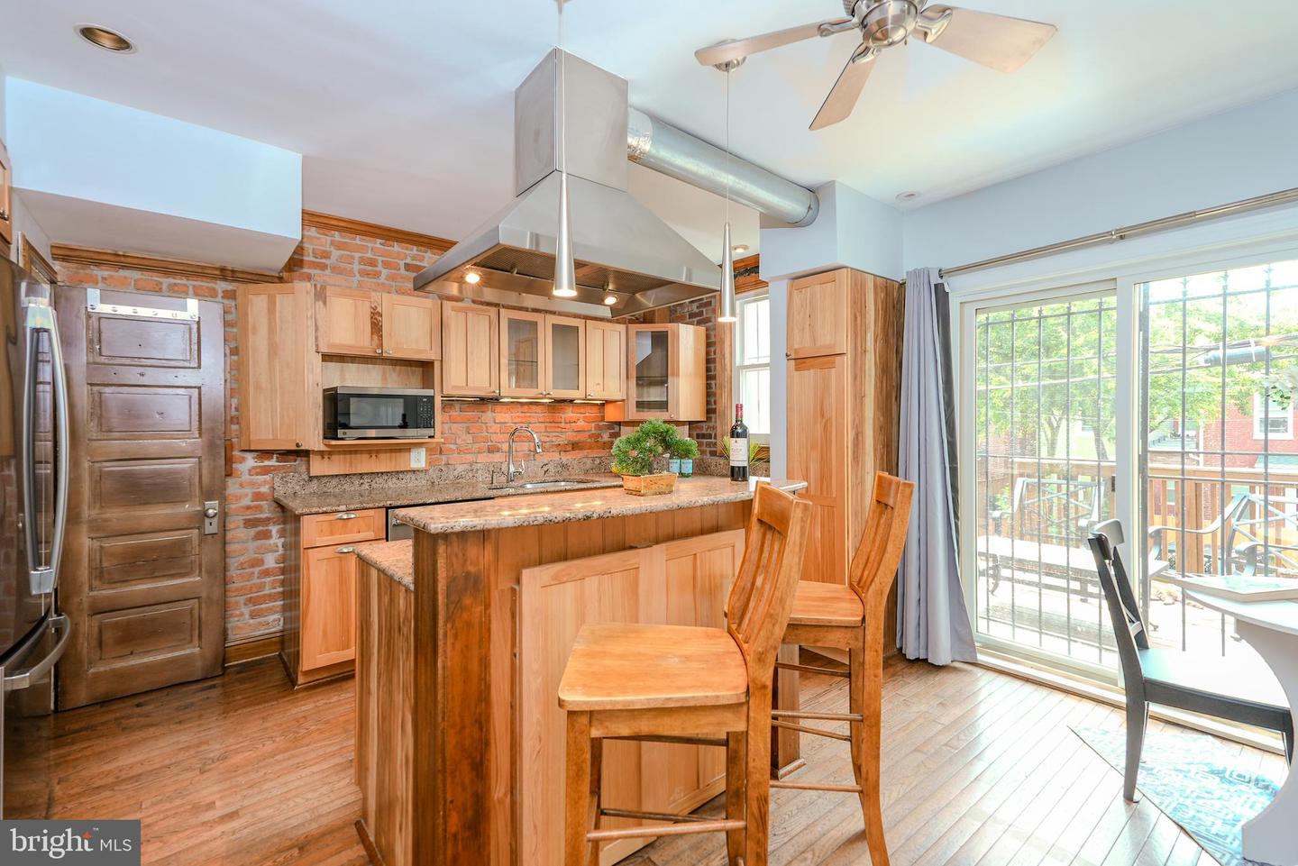 611 MORTON PL NE, WASHINGTON, District Of Columbia 20002, 3 Bedrooms Bedrooms, ,1 BathroomBathrooms,Residential,For sale,611 MORTON PL NE,DCDC2216710 MLS # DCDC2216710