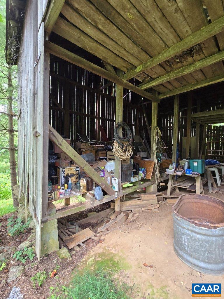 8947 SUGAR RUN RD, COPPER HILL, Virginia 24079, 3 Bedrooms Bedrooms, ,2 BathroomsBathrooms,Farm,For sale,8947 SUGAR RUN RD,668235 MLS # 668235